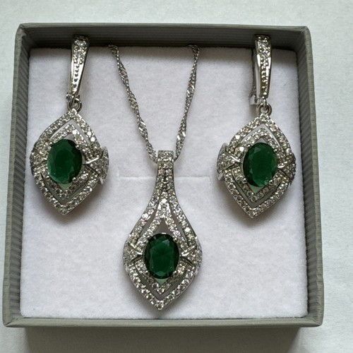 Silver lab created - silver, green