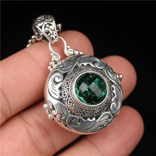 Silver necklace with - silver, green