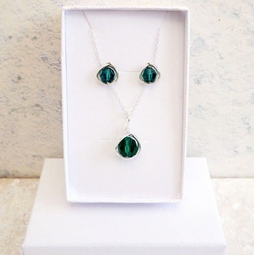 Emerald crystal necklace set - emerald,