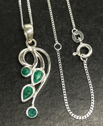 Emerald quartz pendant solid