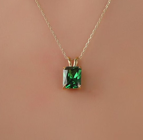 Gold filling emerald pedant - gold,